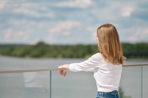 Pourquoi les garde-corps piscines en verre sont-ils importants ?