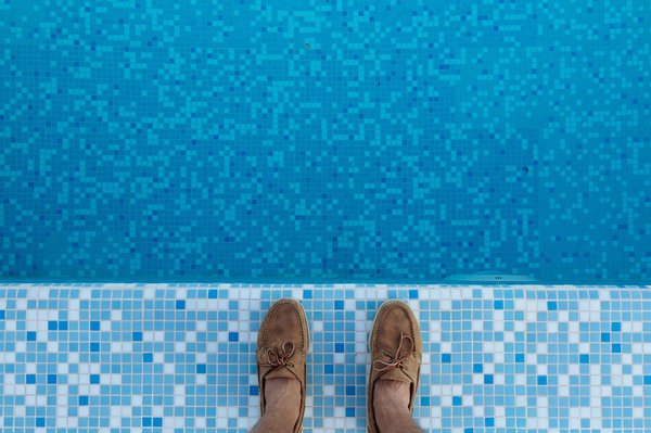 comment construire une piscine en kit soi-même